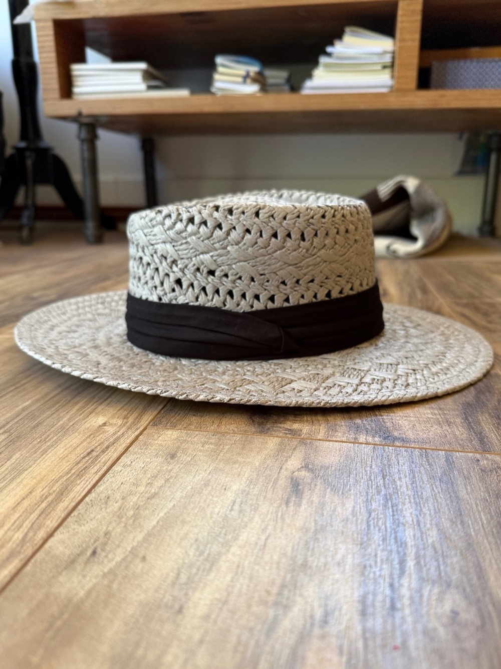 Paper Straw Hat With Ribbon Trim - Picture 4 of 9